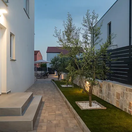 Dakani Vodice
